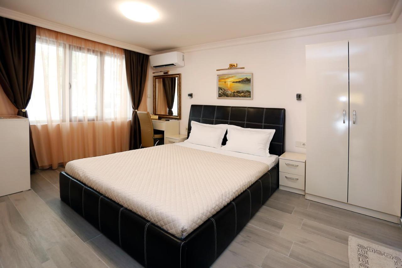 Deluxe 2 Studios City Center Burgas City Eksteriør billede